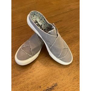 Very G Yvonne Slip on Sneaker SZ 10